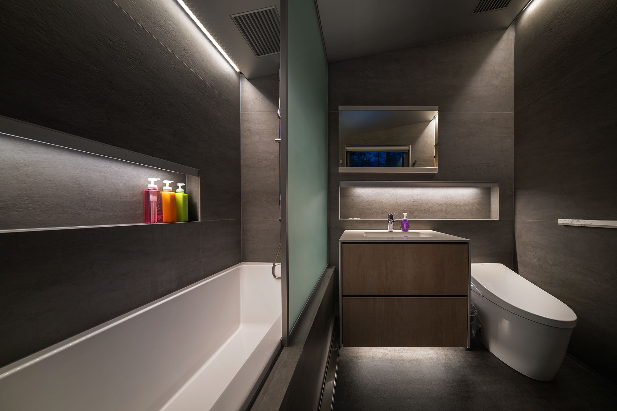 サエナ・クラエナ作【昔の寝室】 THE TIME, | 🐣🐣🐣 きょうは #メガネの日 👓 ボクも #メガネ で