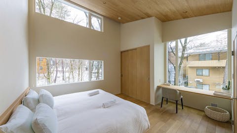 Kairos masterbedroom